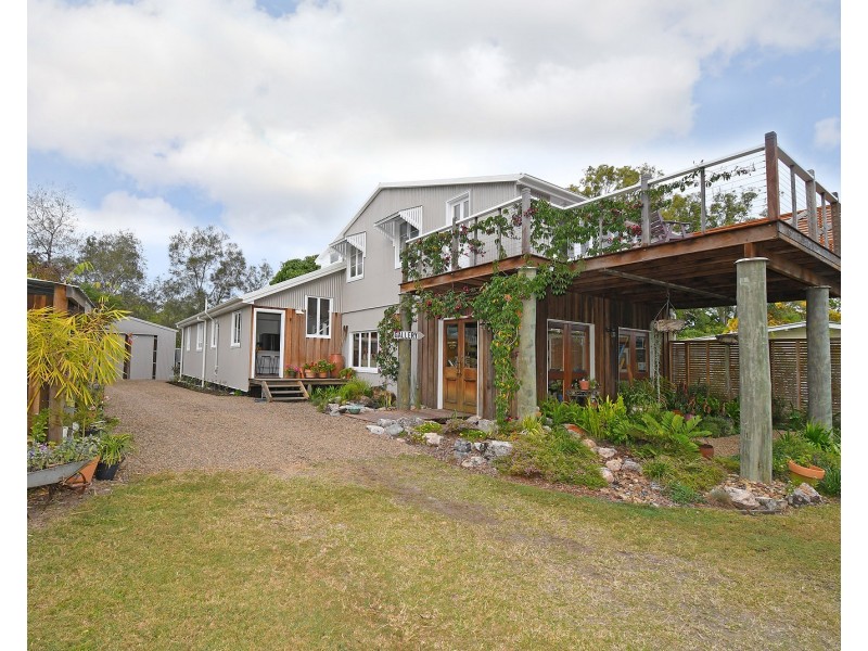 61 MORETON STREET, Toogoom QLD 4655