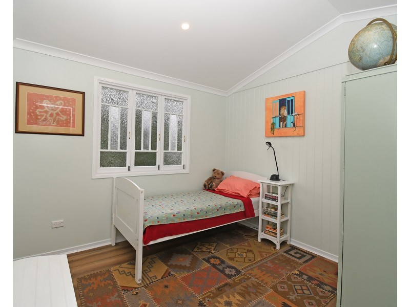 61 MORETON STREET, Toogoom QLD 4655
