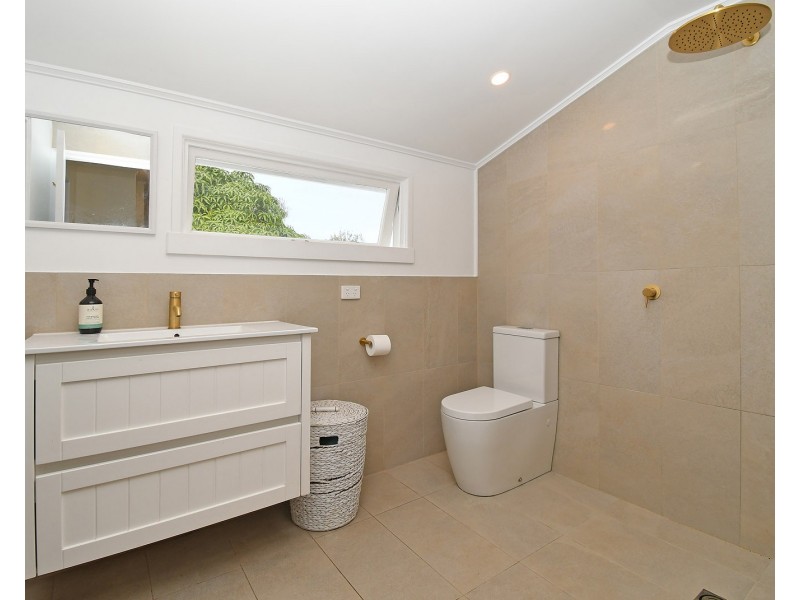 61 MORETON STREET, Toogoom QLD 4655