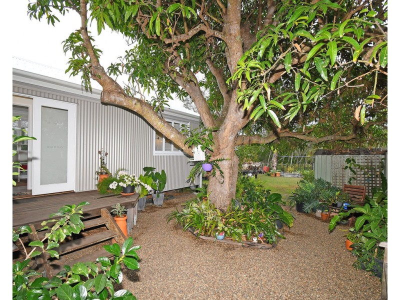 61 MORETON STREET, Toogoom QLD 4655