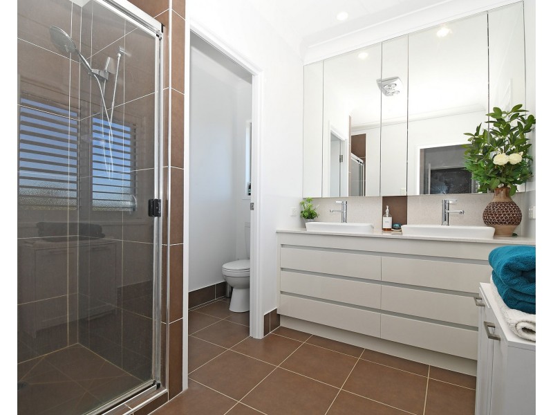 9 BEACHSIDE COURT, Toogoom QLD 4655