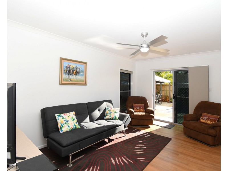 9 BEACHSIDE COURT, Toogoom QLD 4655