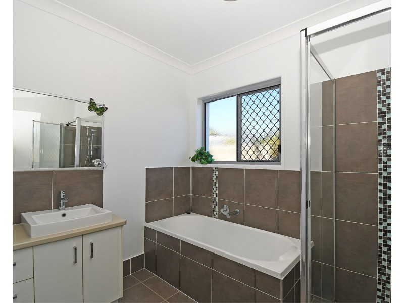 9 BEACHSIDE COURT, Toogoom QLD 4655