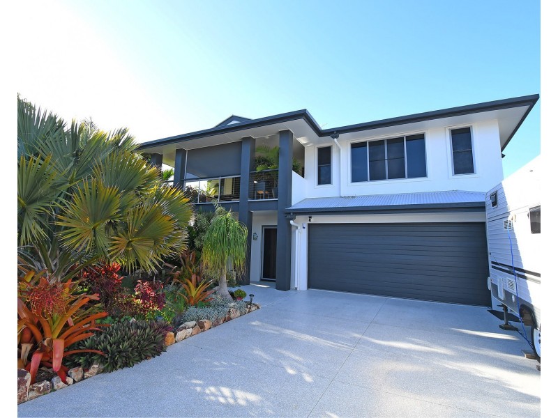 9 BEACHSIDE COURT, Toogoom QLD 4655