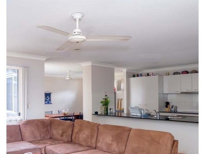 17 BRACKISH COURT, Toogoom QLD 4655