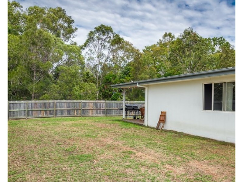 17 BRACKISH COURT, Toogoom QLD 4655