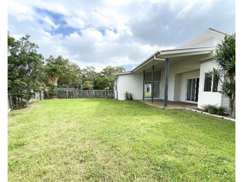 7 CLEARWATER CRESCENT, Toogoom QLD 4655