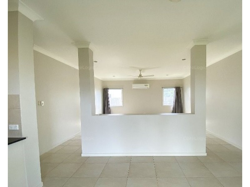 7 CLEARWATER CRESCENT, Toogoom QLD 4655