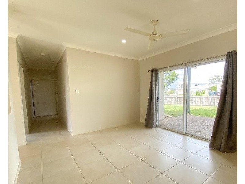 7 CLEARWATER CRESCENT, Toogoom QLD 4655