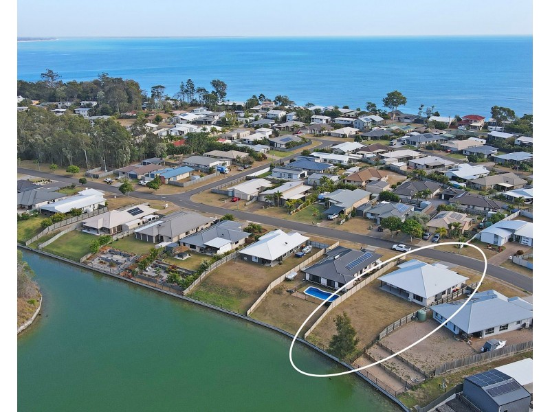 43 NORTHSHORE AVENUE, Toogoom QLD 4655
