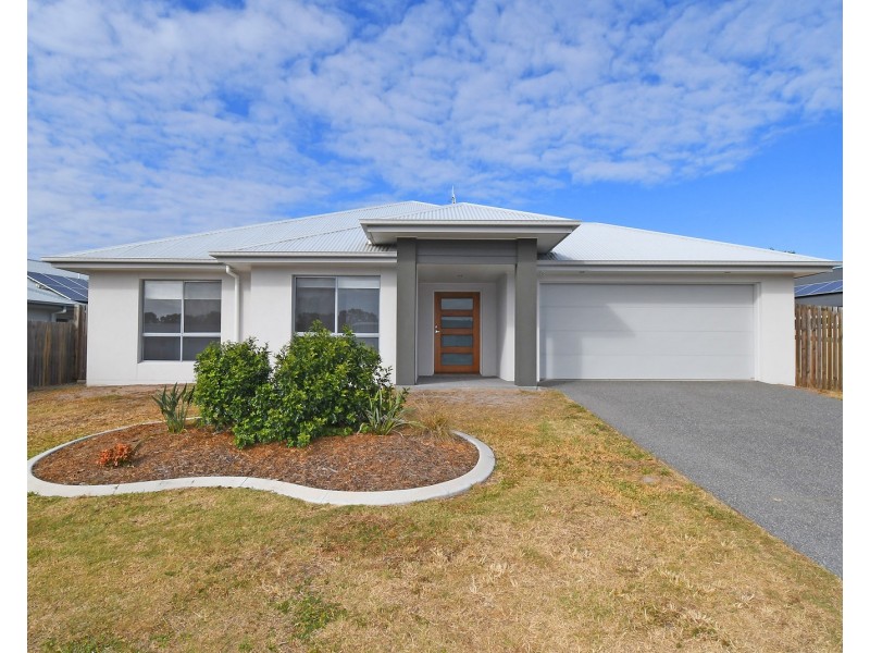 43 NORTHSHORE AVENUE, Toogoom QLD 4655