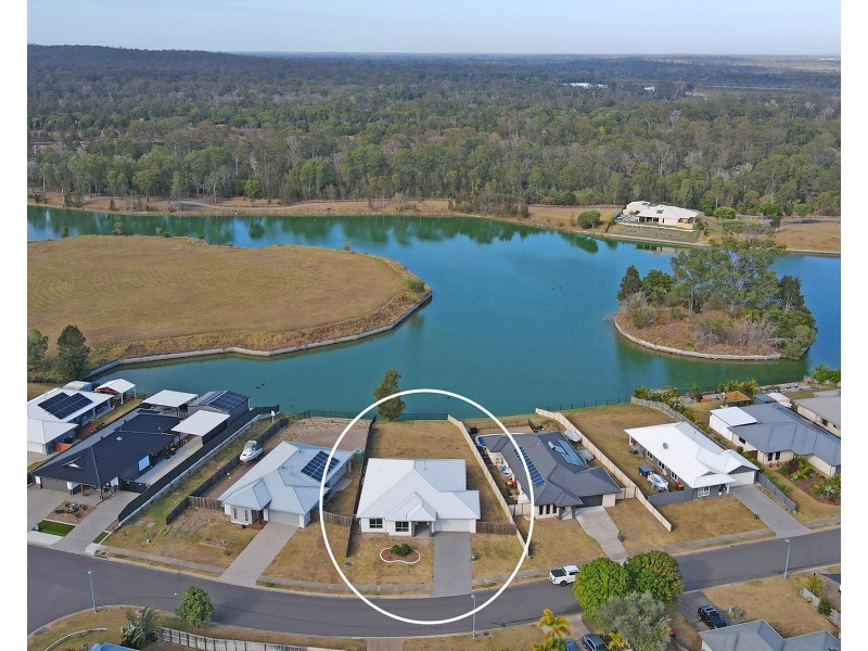 43 NORTHSHORE AVENUE, Toogoom QLD 4655