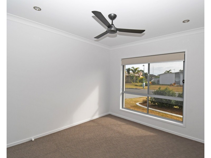 43 NORTHSHORE AVENUE, Toogoom QLD 4655