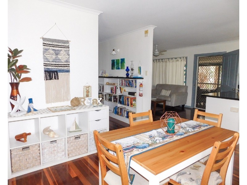 44 KINGFISHER PARADE, Toogoom QLD 4655