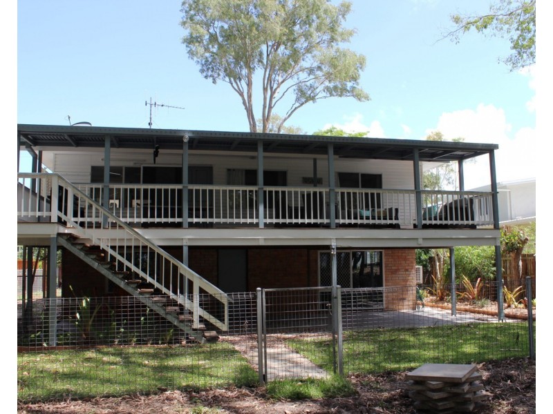 44 KINGFISHER PARADE, Toogoom QLD 4655