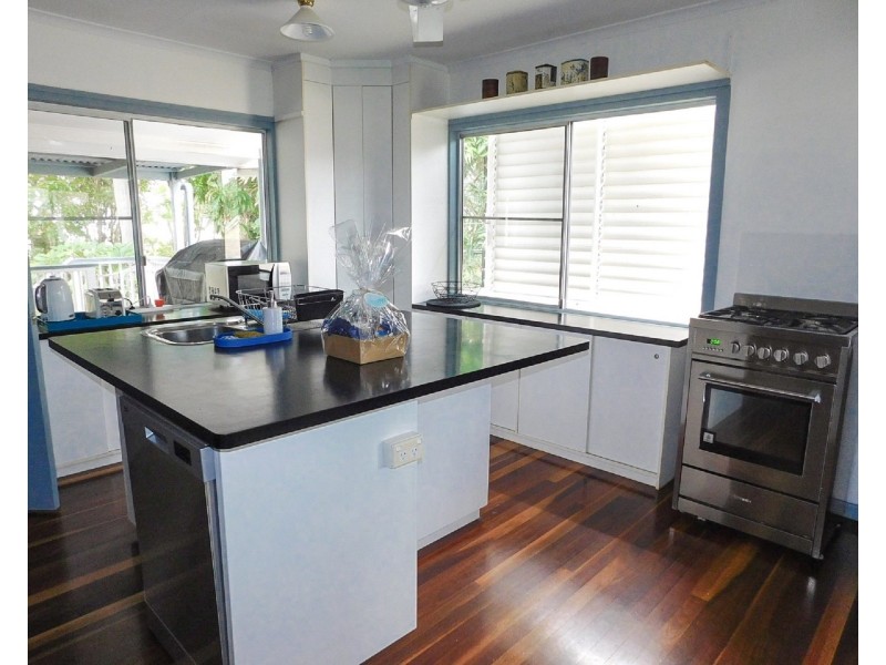 44 KINGFISHER PARADE, Toogoom QLD 4655