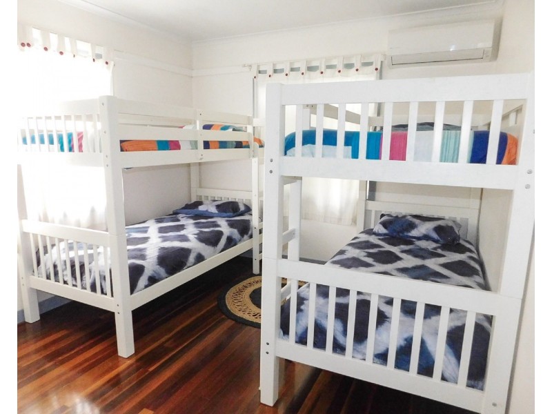 44 KINGFISHER PARADE, Toogoom QLD 4655