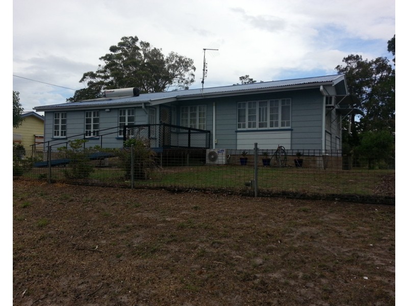 53 MORETON STREET, Toogoom QLD 4655