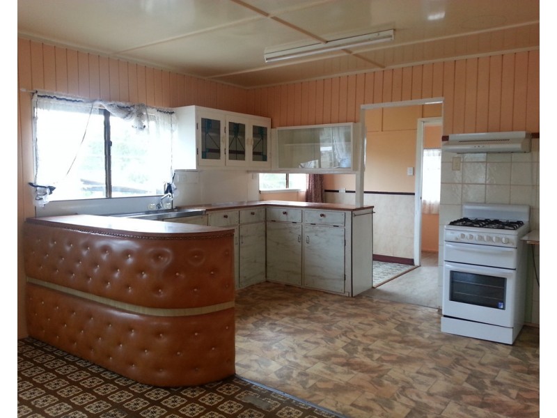 53 MORETON STREET, Toogoom QLD 4655