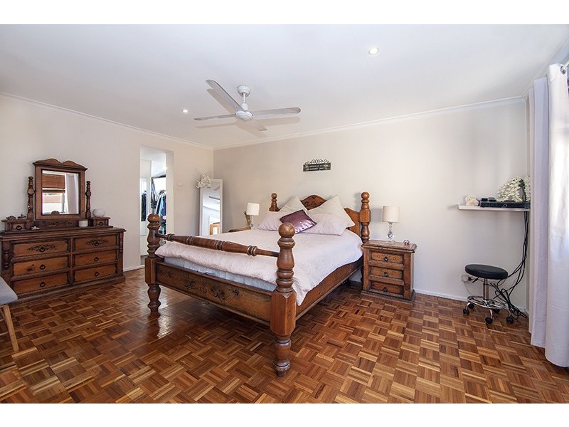 8 Durness Place, St Andrews NSW 2566