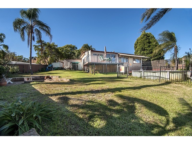 8 Durness Place, St Andrews NSW 2566