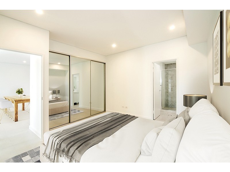 68-70 THE HORSLEY DRIVE, Carramar NSW 2163