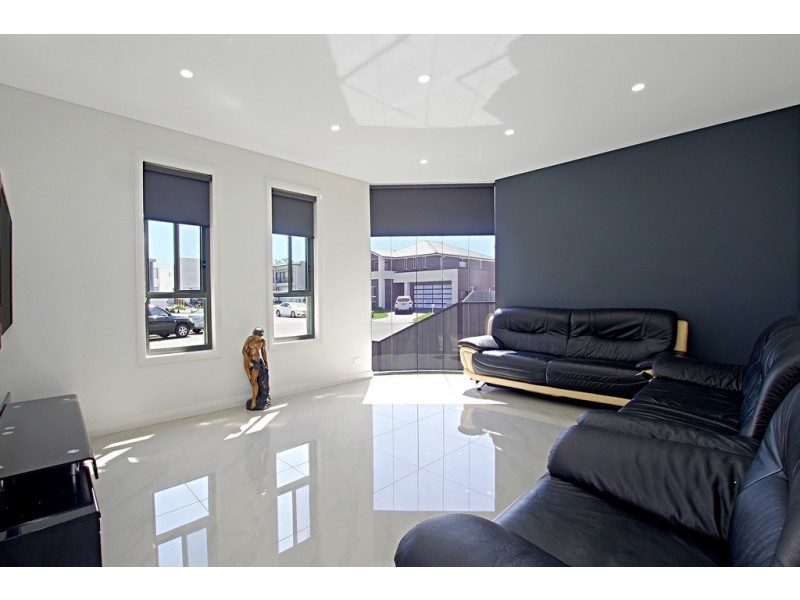 22 GOULBURN PLACE, Wakeley NSW 2176