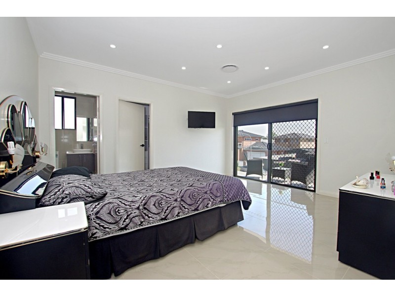 22 GOULBURN PLACE, Wakeley NSW 2176