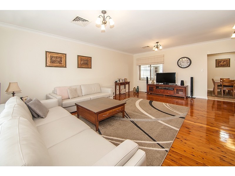 70 STATION STREET, Fairfield Heights NSW 2165