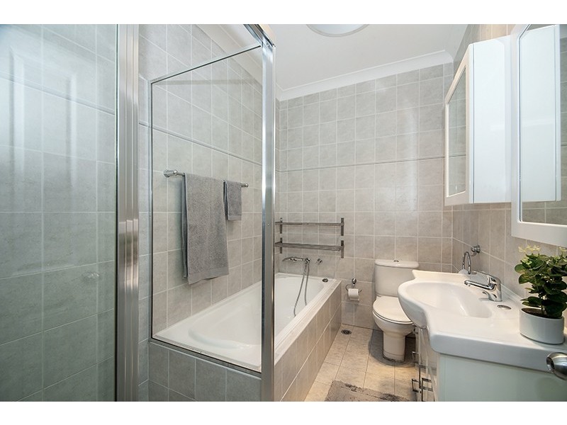 70 STATION STREET, Fairfield Heights NSW 2165