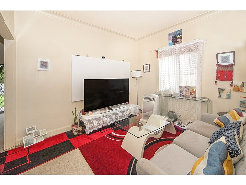 8-10 Diprose Street, Fairfield NSW 2165