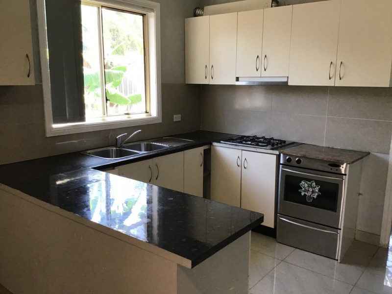 24a Beale Cres, Fairfield West NSW 2165