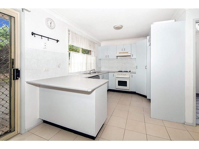 16 BLADES PLACE, Mount Annan NSW 2567