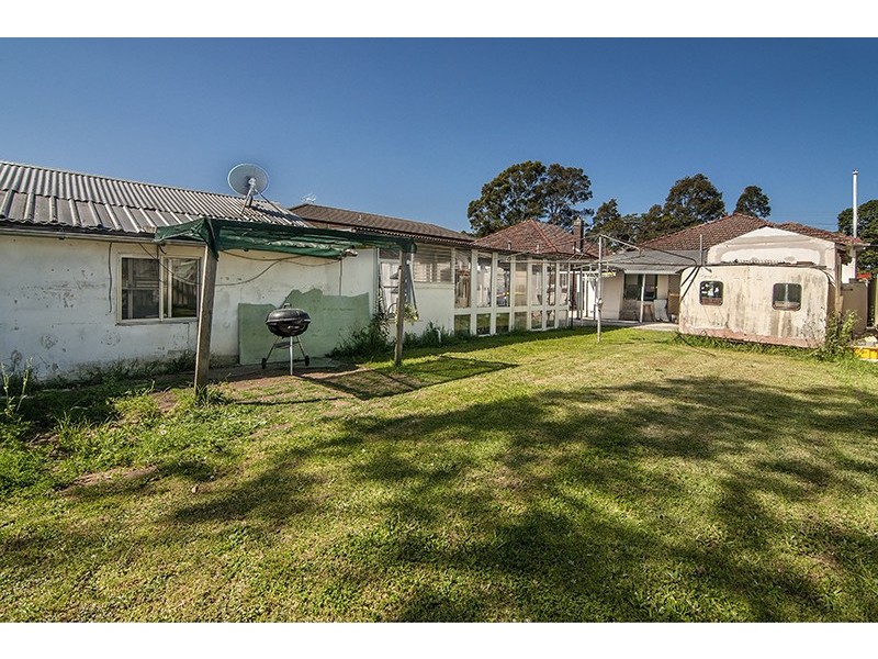 213 AUBURN ROAD, Auburn NSW 2144