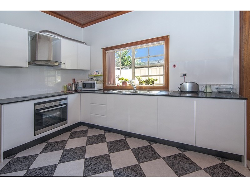 17 TARALGA STREET, Old Guildford NSW 2161