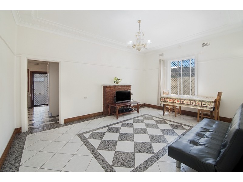 17 TARALGA STREET, Old Guildford NSW 2161