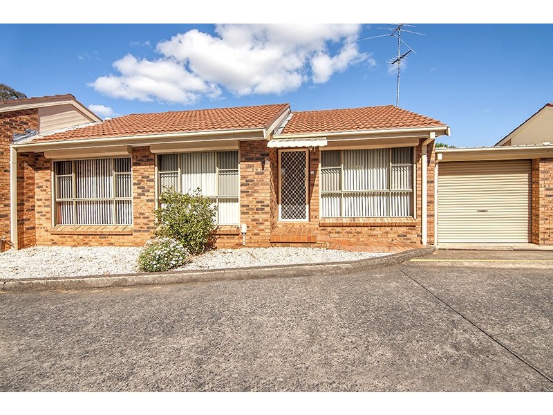 47/196 Harrow Rd, Glenfield NSW 2167