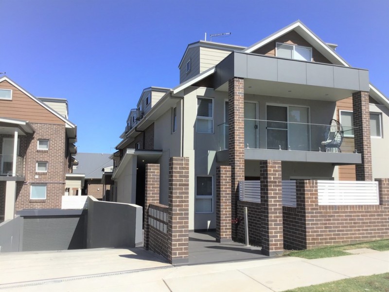 5/51 PENSHURST ROAD, Roselands NSW 2196