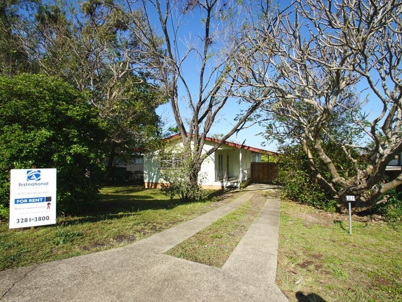37 Blaxland Street, Eastern Heights QLD 4305