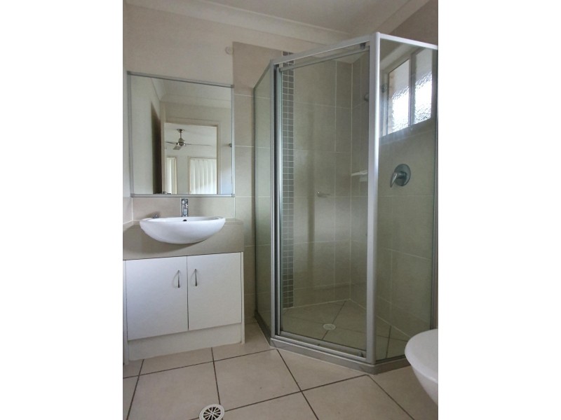 12 Brighton Street, Raceview QLD 4305