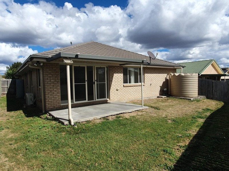 12 Brighton Street, Raceview QLD 4305