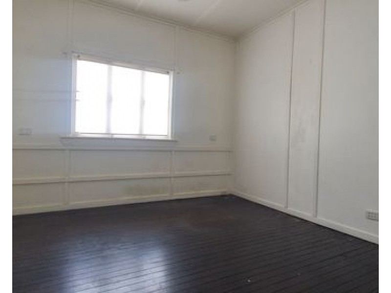 17A Murphy Street, Ipswich QLD 4305