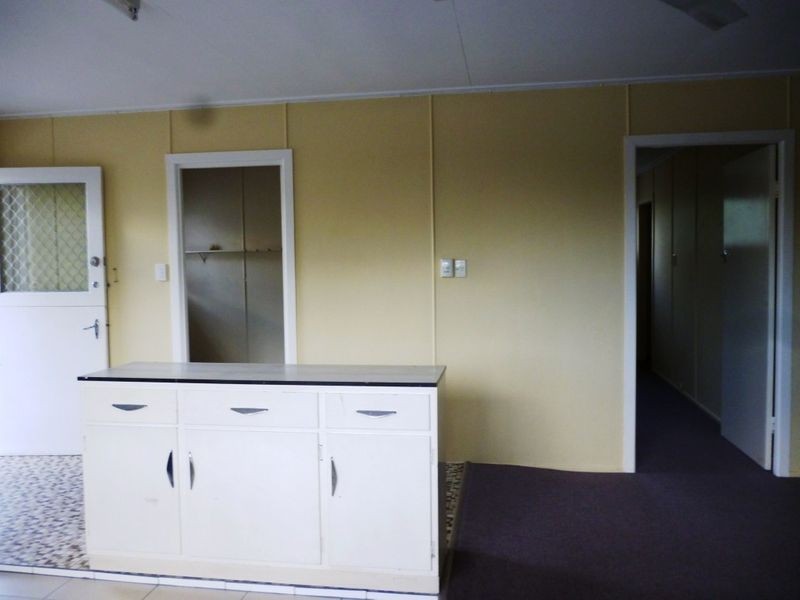 9 Old Toowoomba Road, One Mile QLD 4305