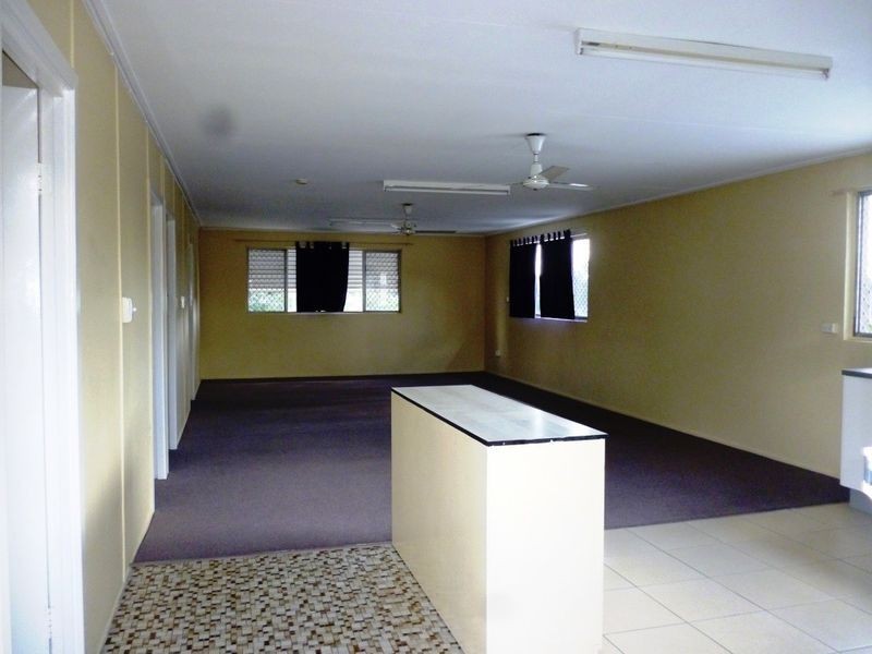 9 Old Toowoomba Road, One Mile QLD 4305