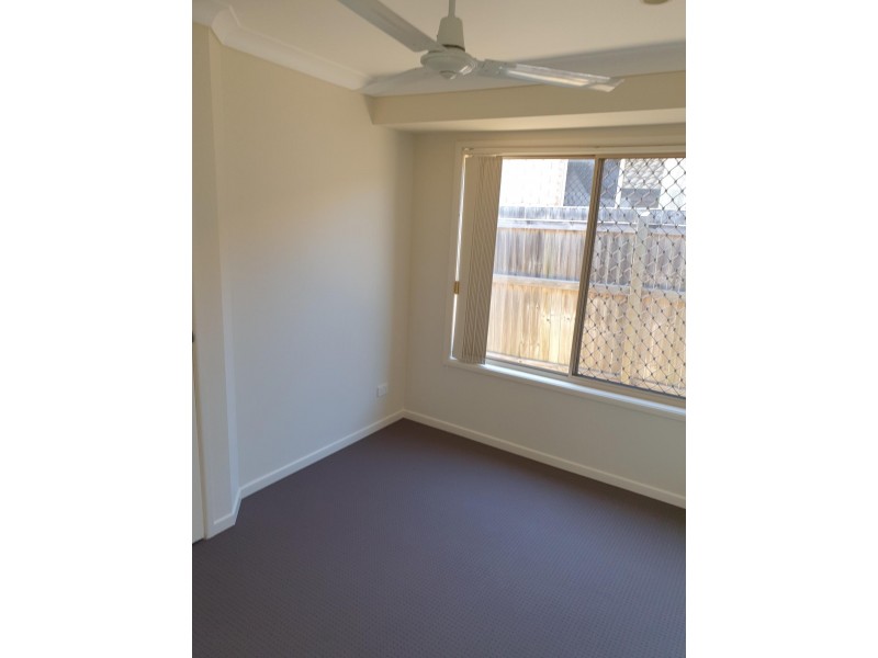 49 Banksia Drive, Raceview QLD 4305