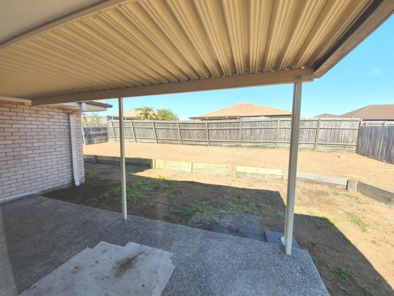 49 Banksia Drive, Raceview QLD 4305