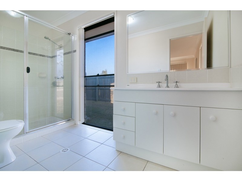 30 Harrison Grove, Deebing Heights QLD 4306