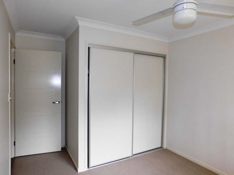 2/23 Knightsbridge Drive, Chuwar QLD 4306