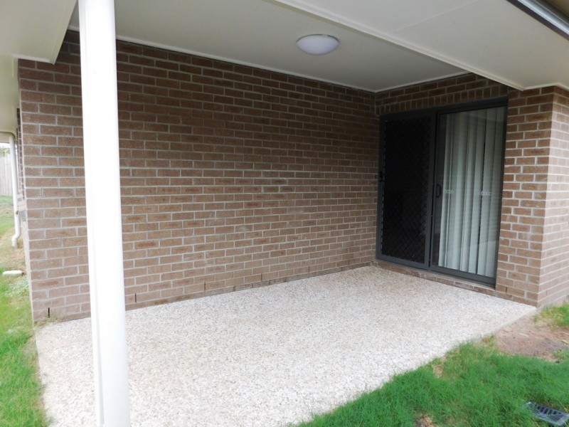 2/23 Knightsbridge Drive, Chuwar QLD 4306