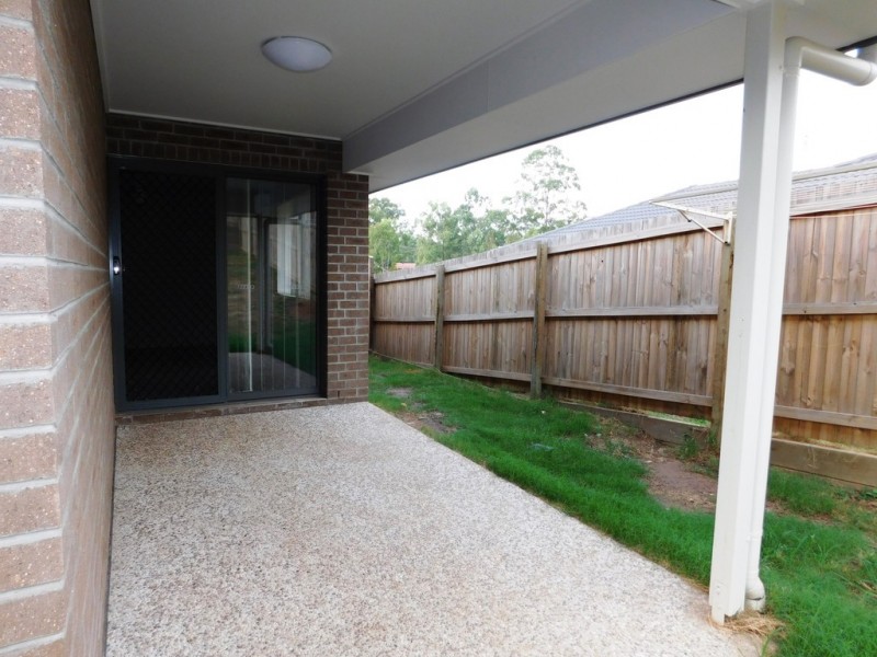 2/23 Knightsbridge Drive, Chuwar QLD 4306